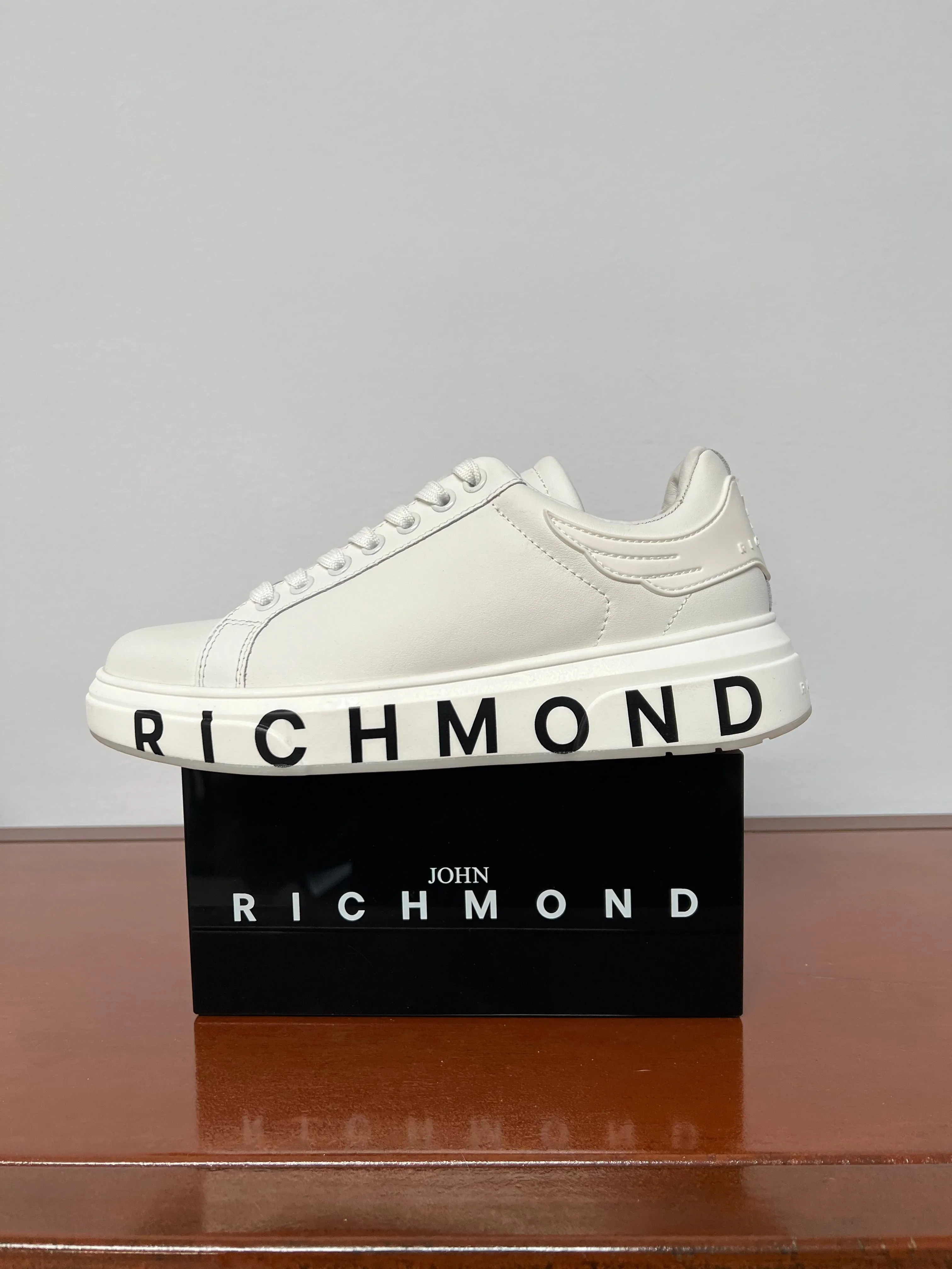 20110 Sneakers White Woman  
