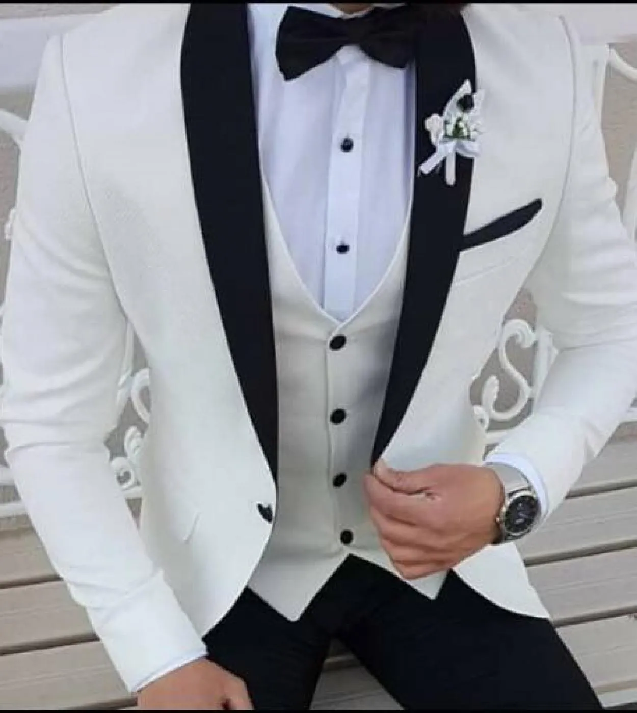 2022 ultimi disegni della mutanda del cappotto abiti da uomo bianchi scialle nero risvolto smoking formale abiti da sposa per uo