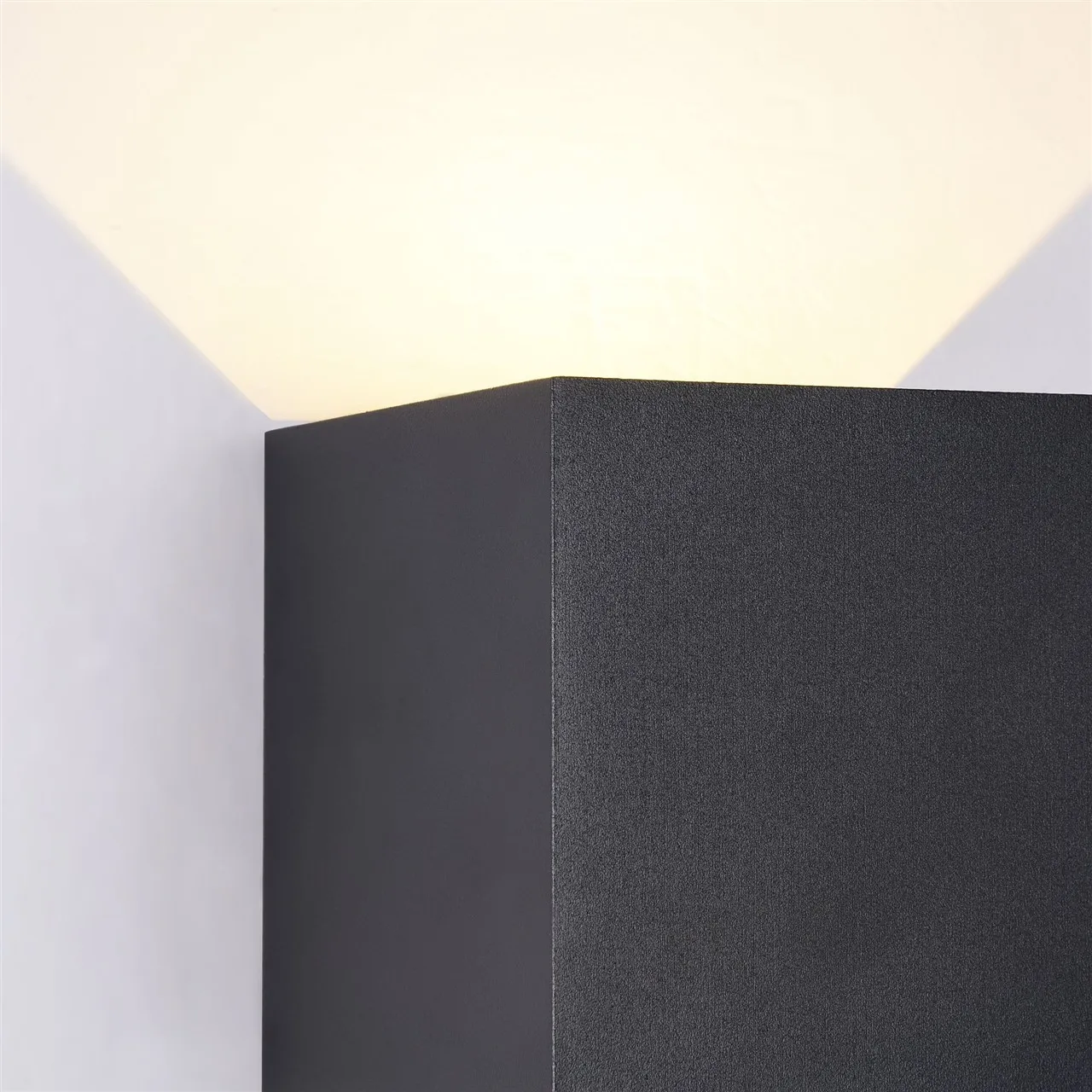 Applique Cubo Fulton Nero Doppia Luce Led Regolabile IP54 Maytoni