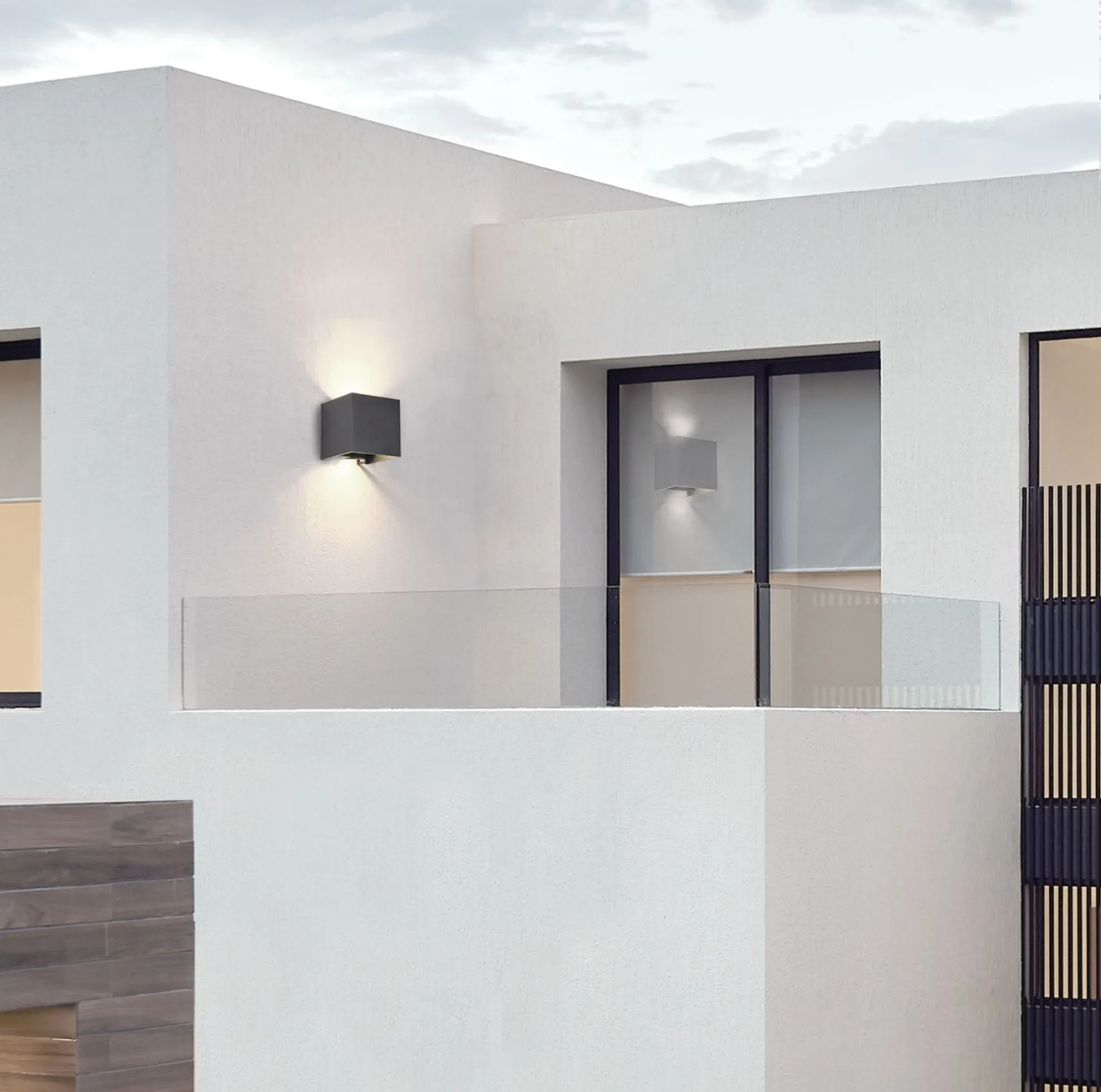 Applique Cubo Fulton Nero Doppia Luce Led Regolabile IP54 Maytoni