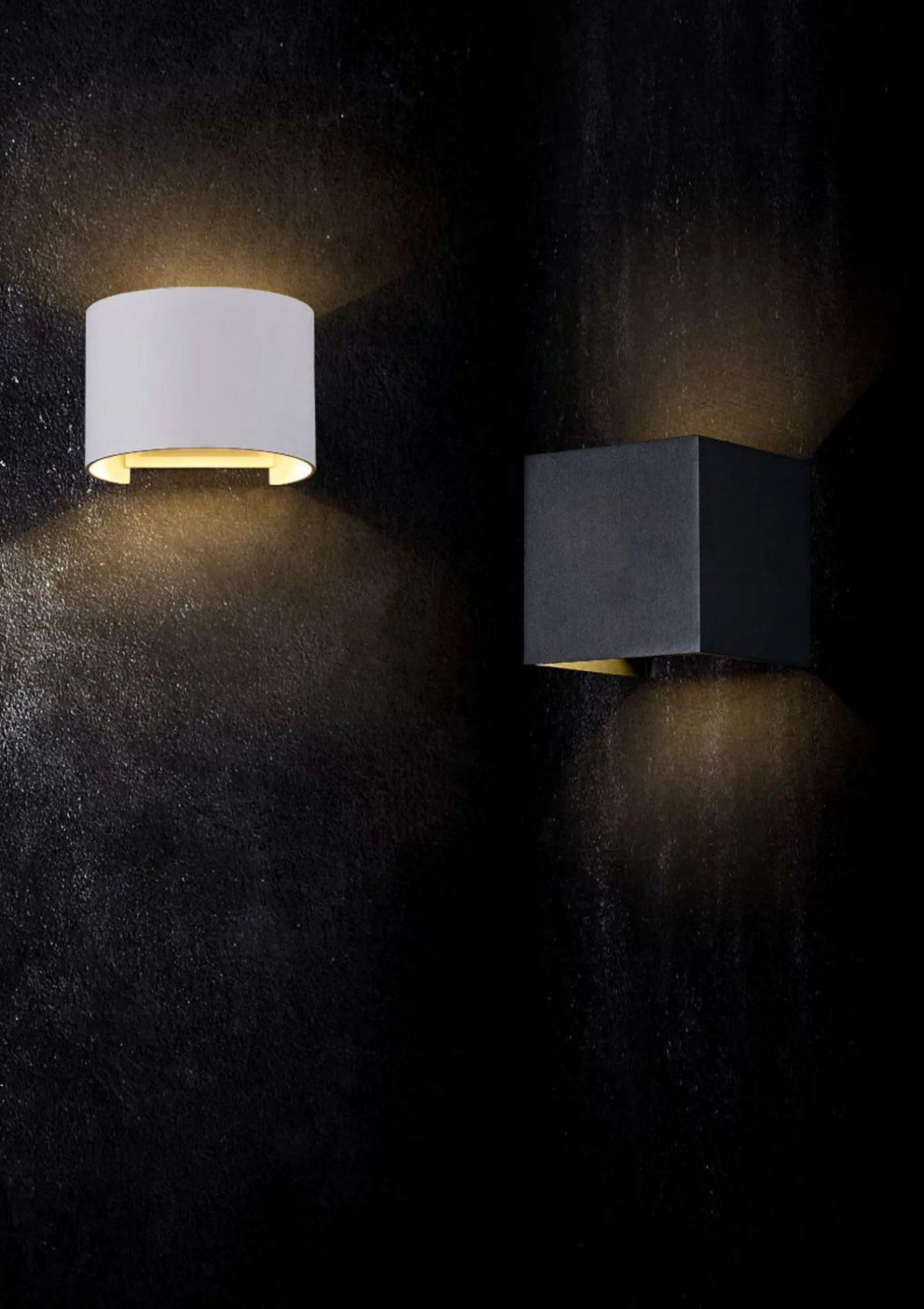 Applique Cubo Fulton Nero Doppia Luce Led Regolabile IP54 Maytoni