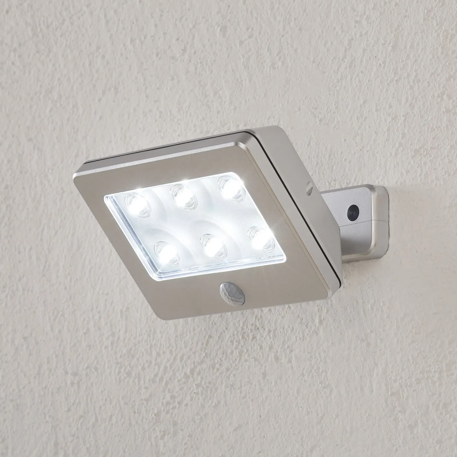 Applique da esterno Kollig, sensore, a batteria
