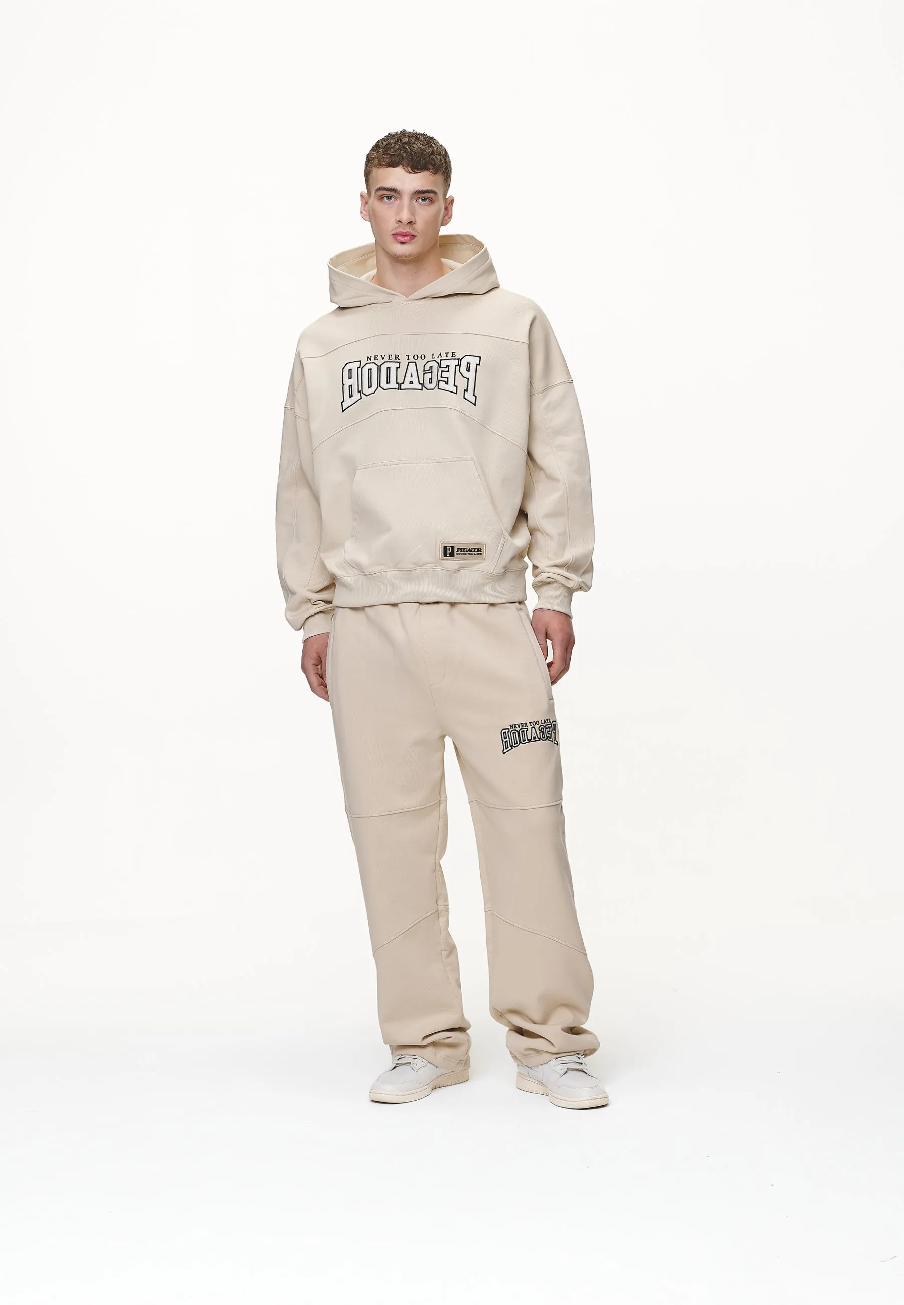 BEECH BAGGY - Pantaloni sportivi