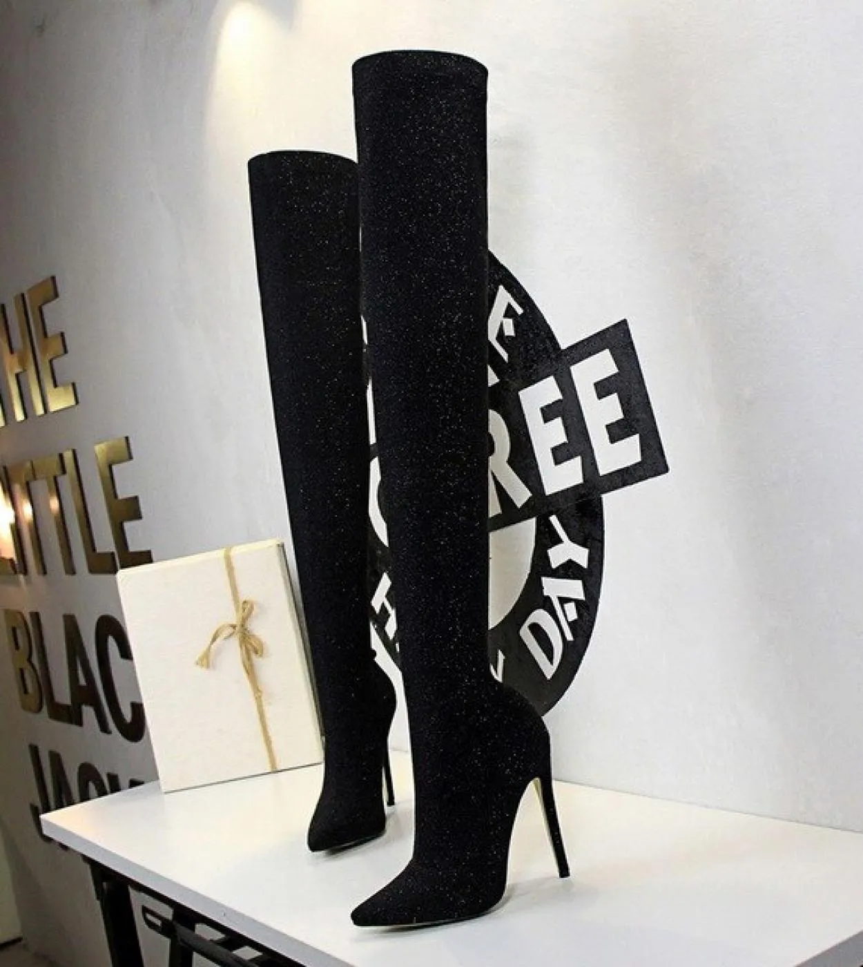 Bigtree Nuove scarpe da donna Donna Tessuto con paillettes Stivali sopra il ginocchio Stivali da festa con tacco alto sottili Bo