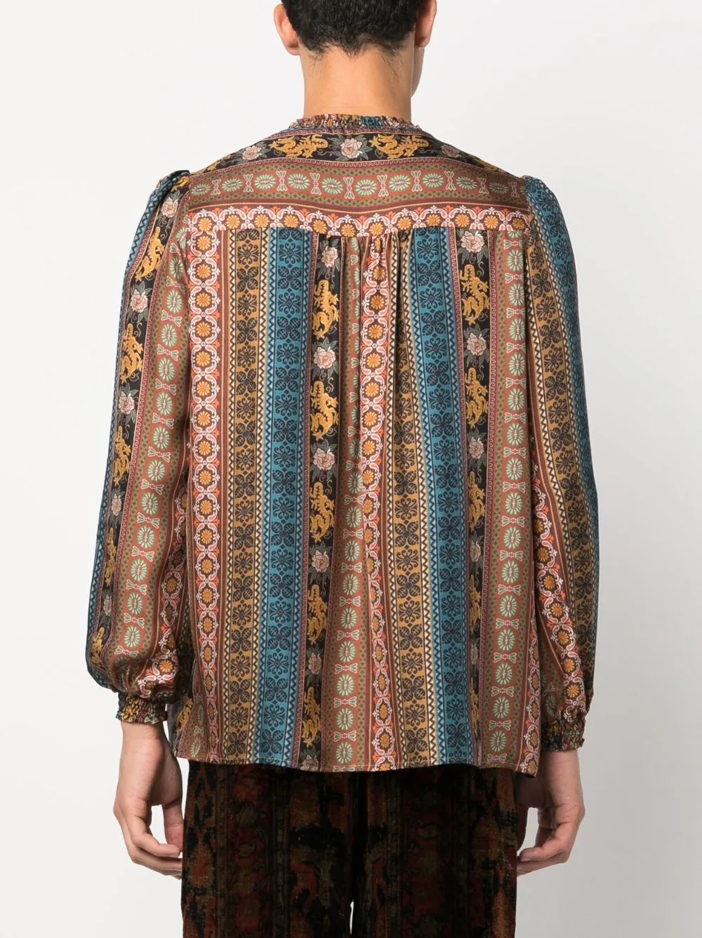 blusa con fiocco