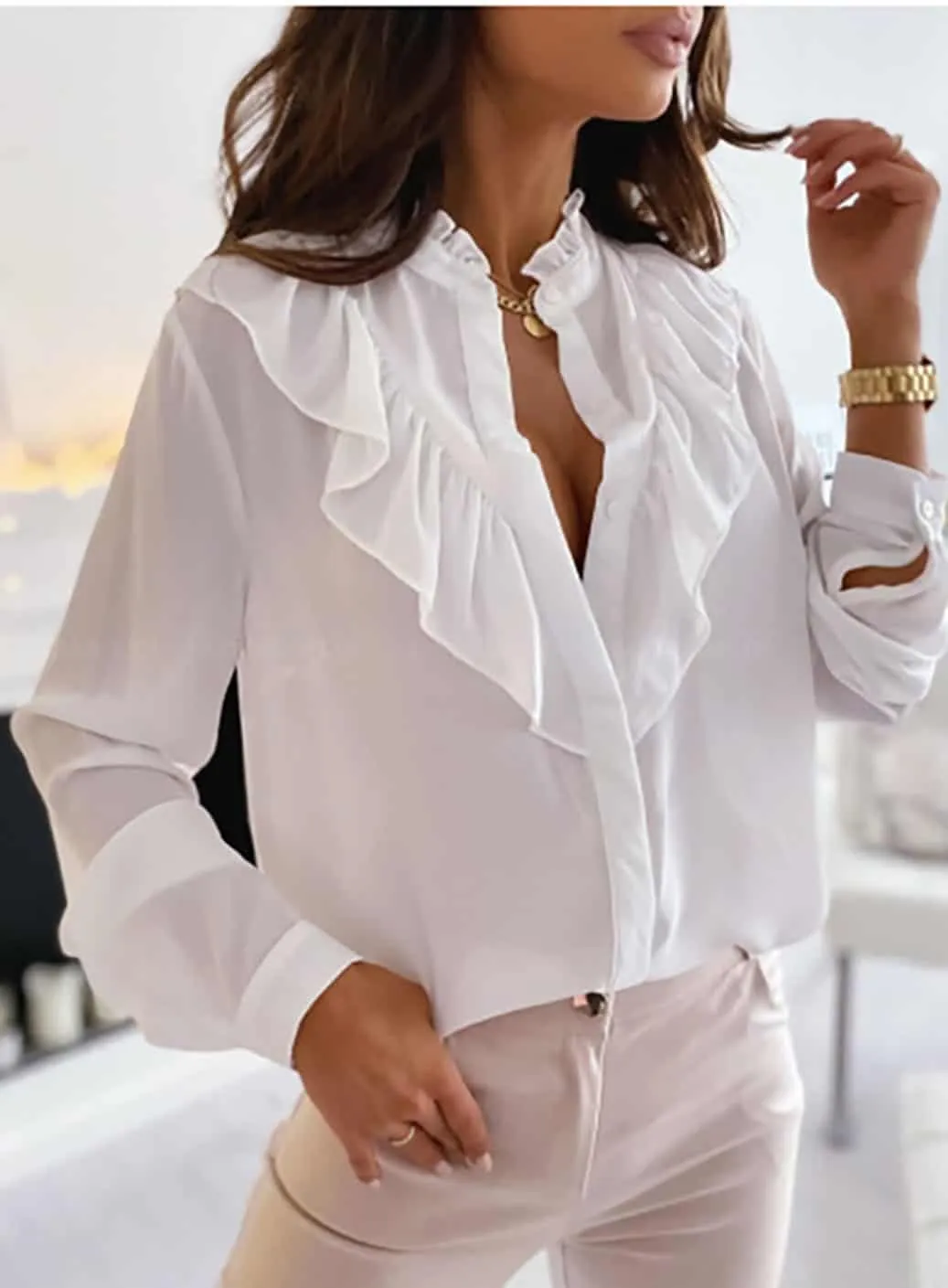 Camicia elegante in tessuto velato con rouches