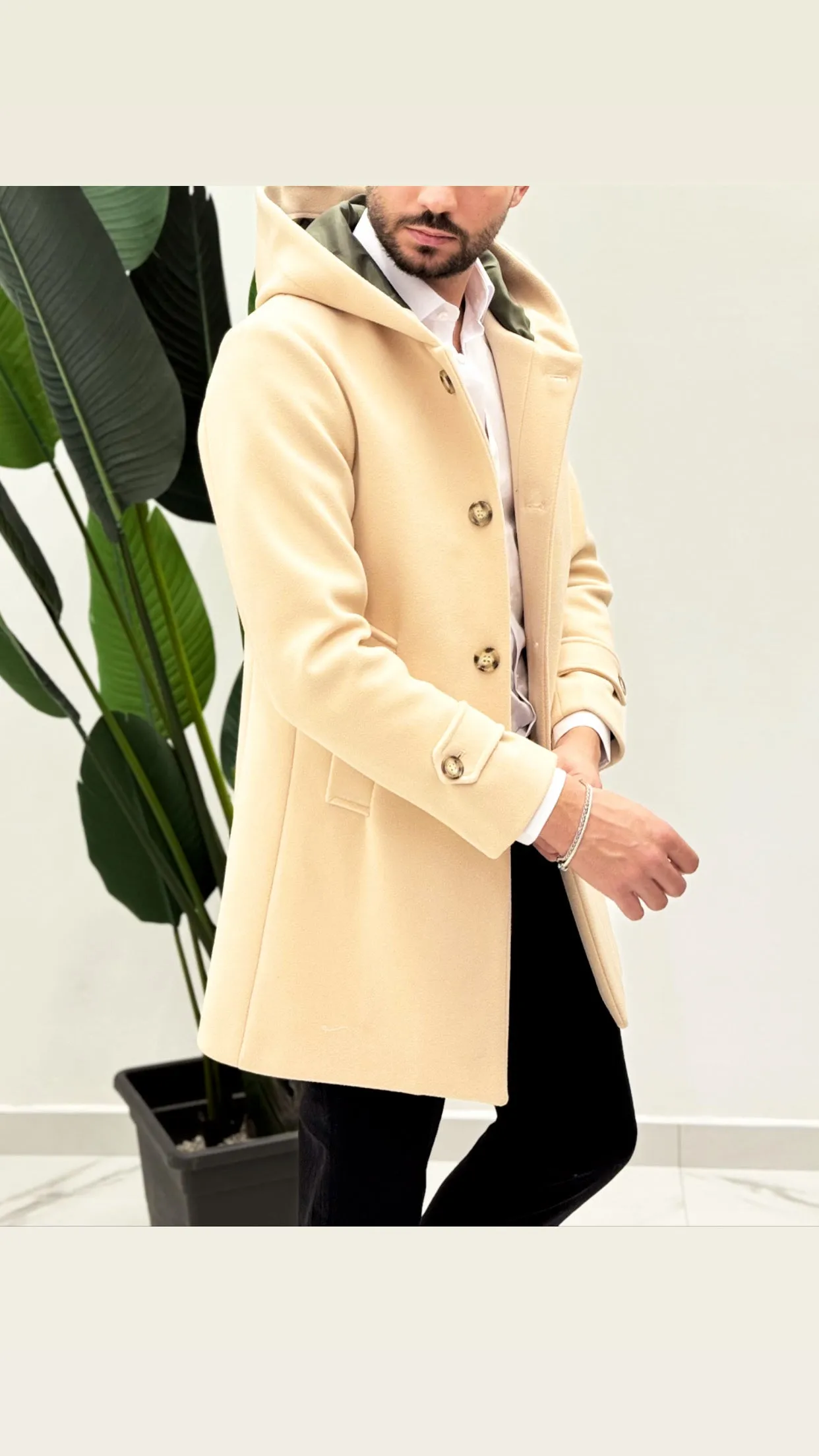 Cappotto con cappuccio
