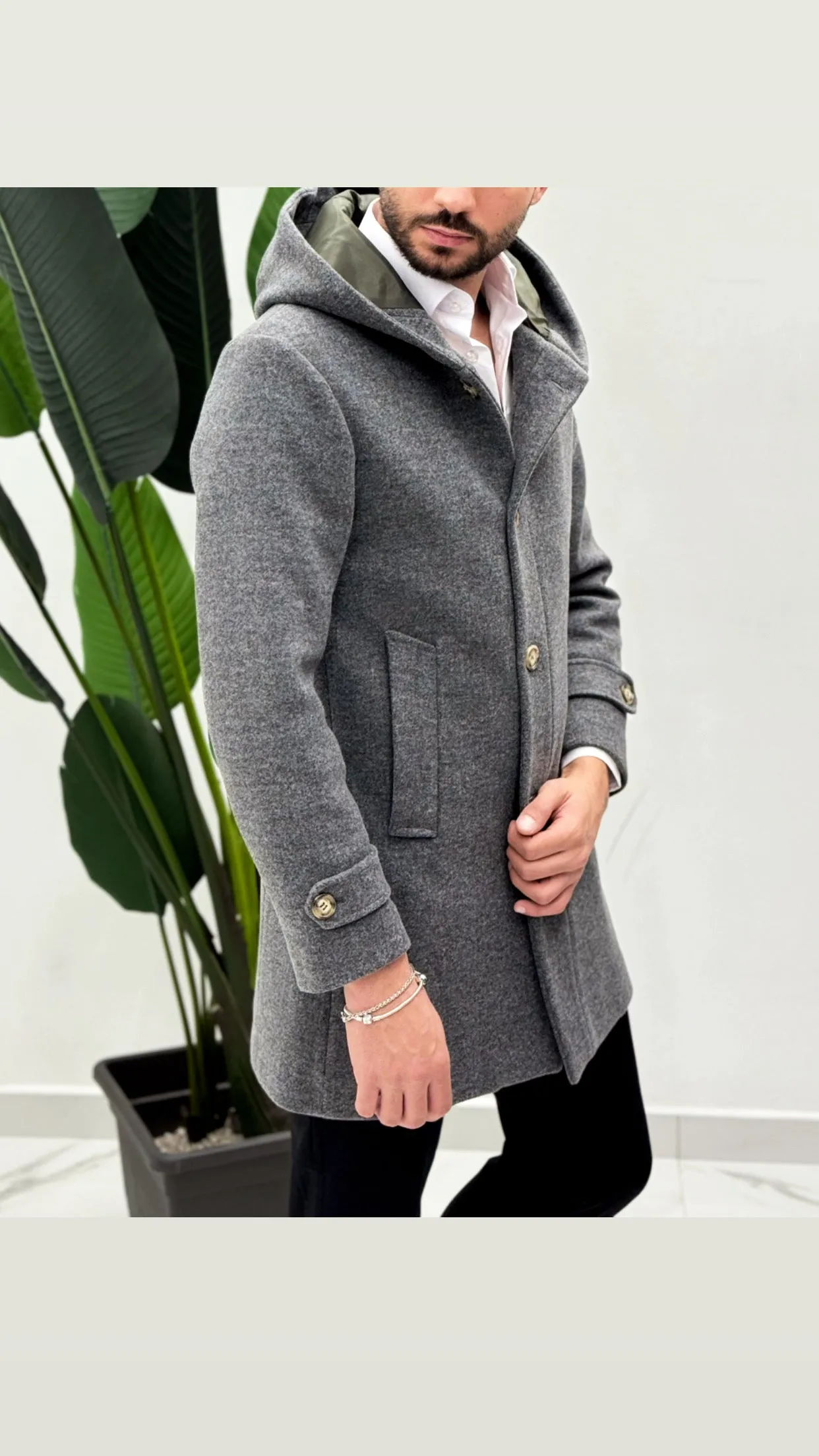 Cappotto con cappuccio