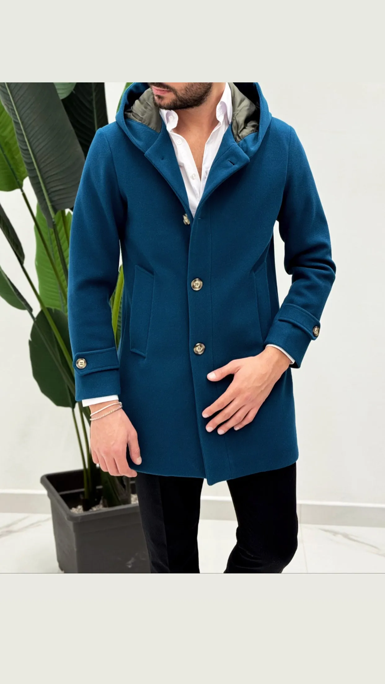 Cappotto con cappuccio