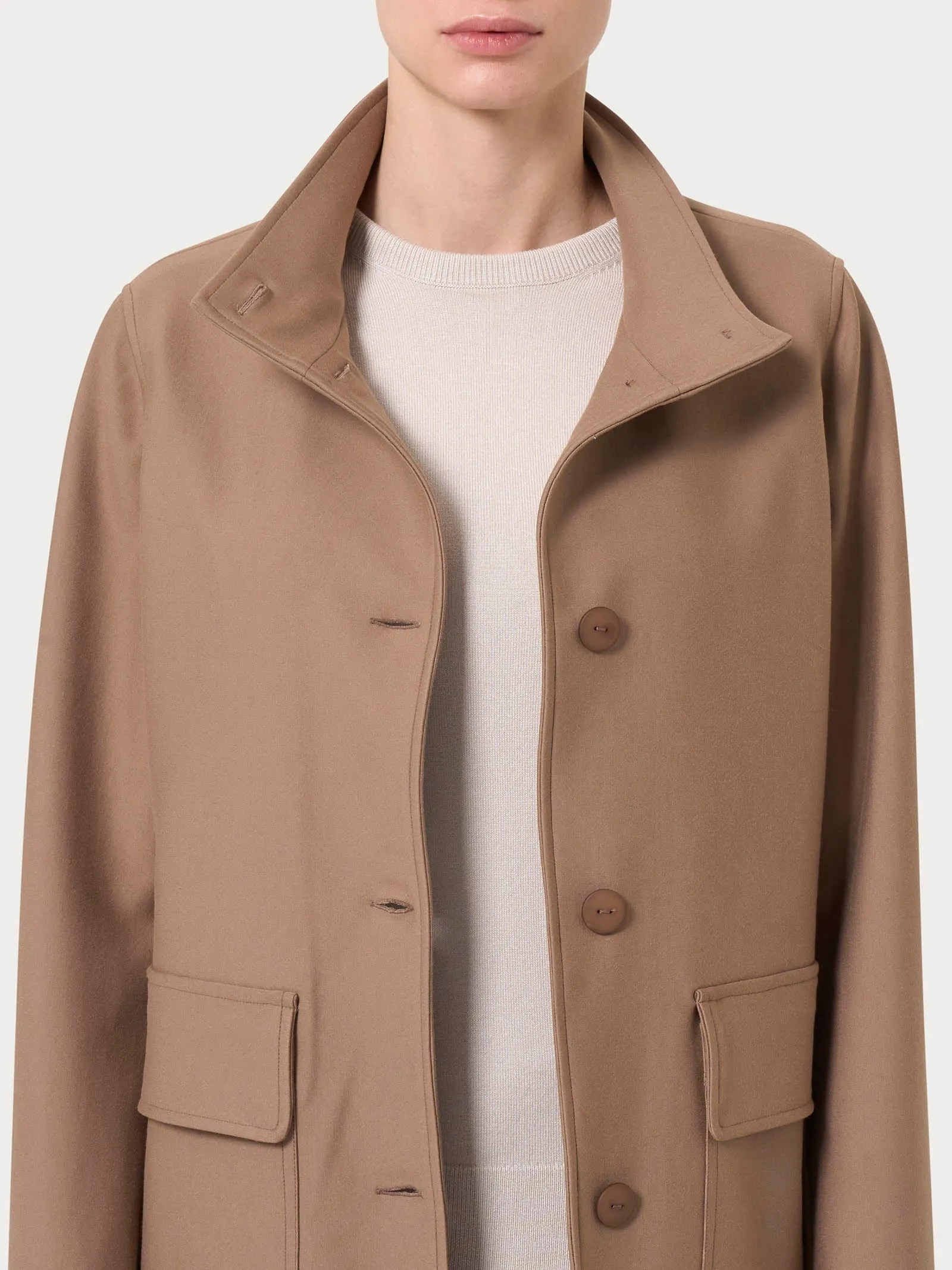 Cappotto corto con bottoni in Compact - Pine Bark