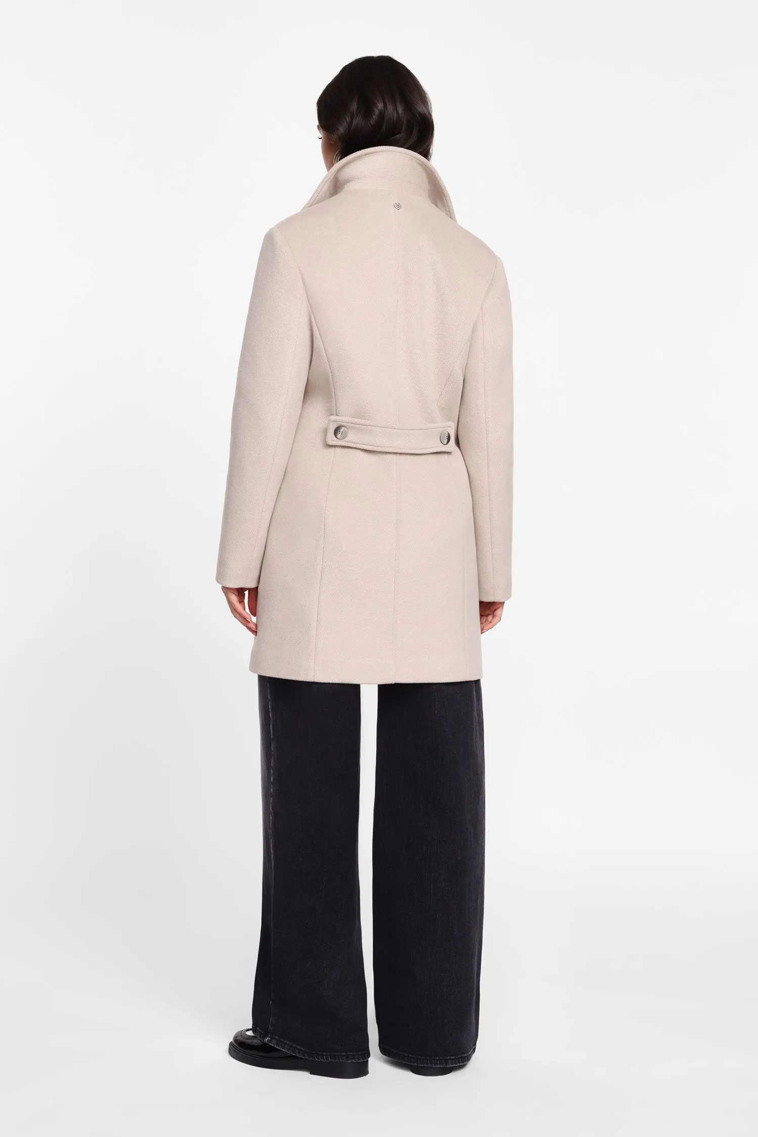  Cappotto doppiopetto con tasche 