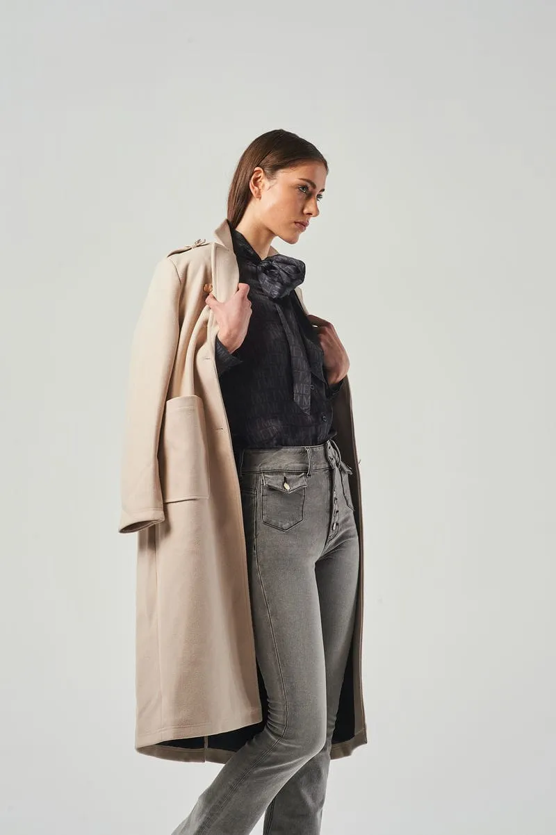 Cappotto Lungo in Panno con Bottoni Oro