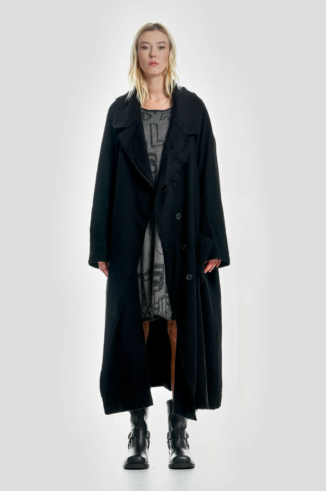 Cappotto lungo nero in lana over