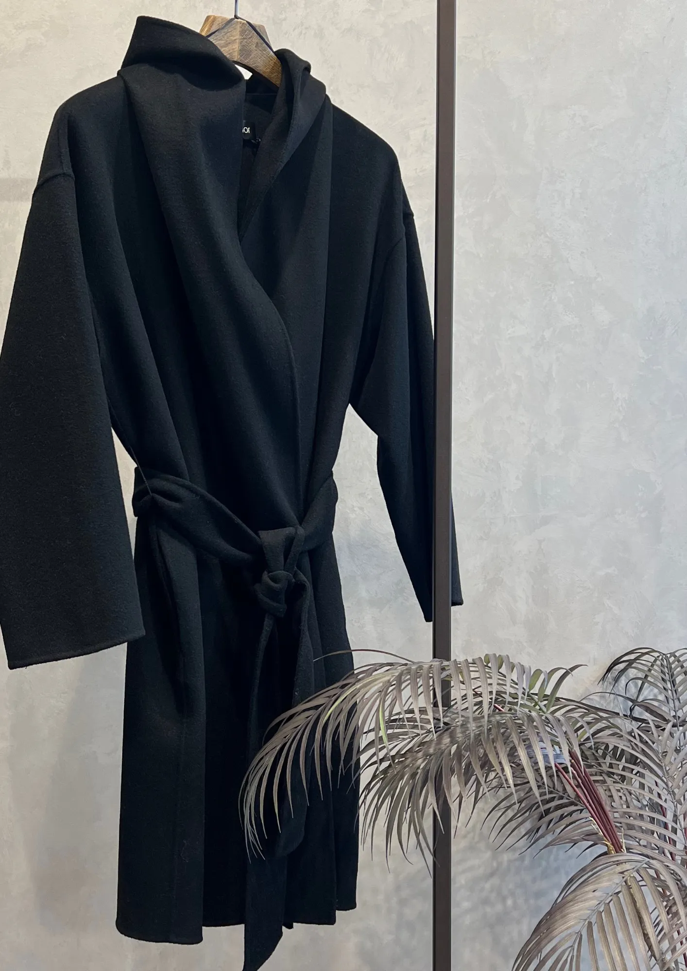 Cappotto midi misto lana con cappuccio sciallato