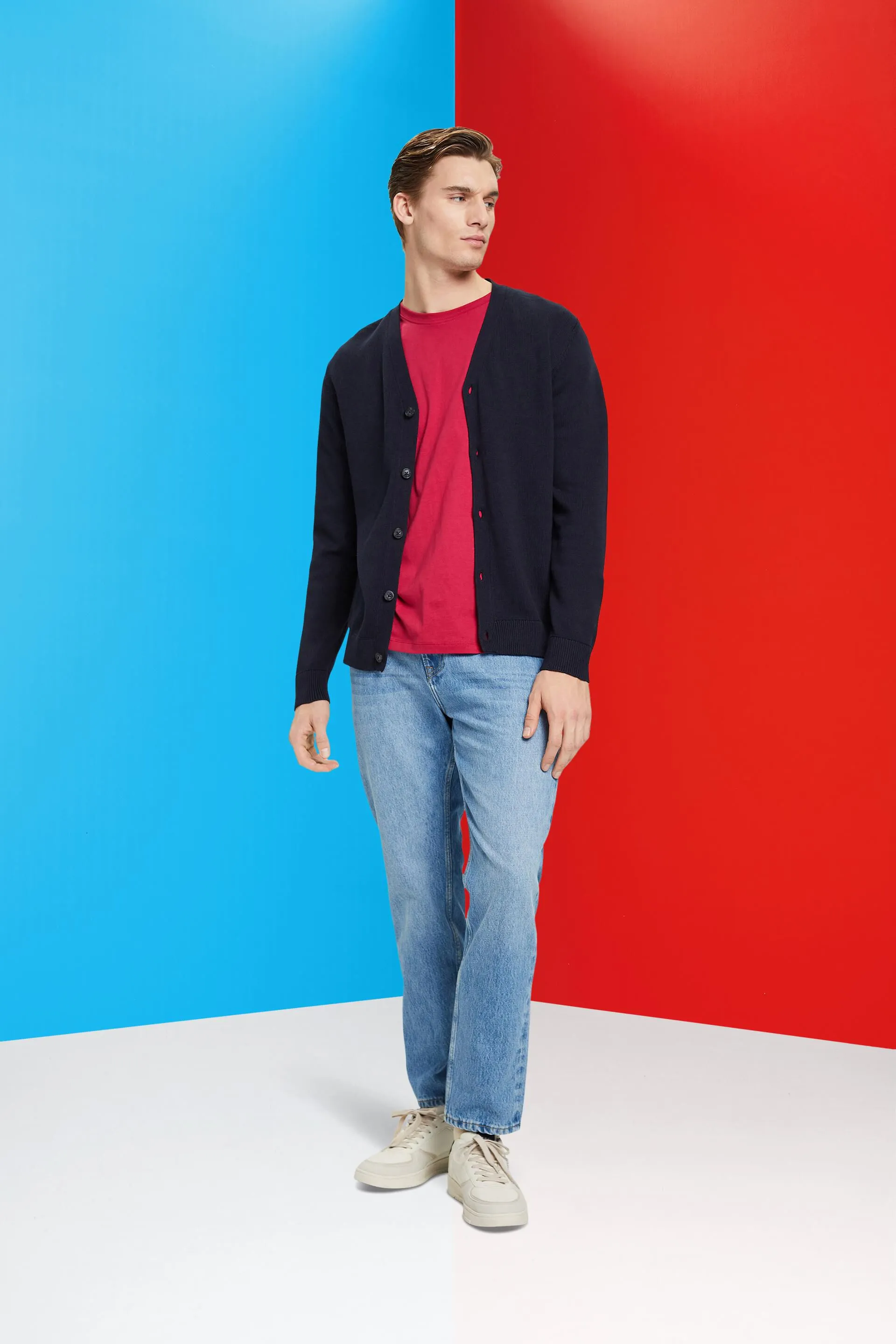 Cardigan con scollo a V in cotone sostenibile