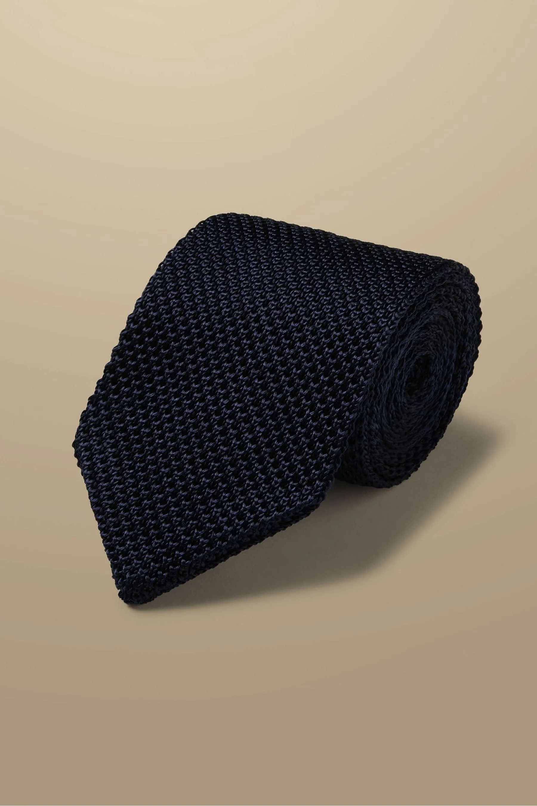 Charles Tyrwhitt - Cravatta slim in seta lavorata a maglia