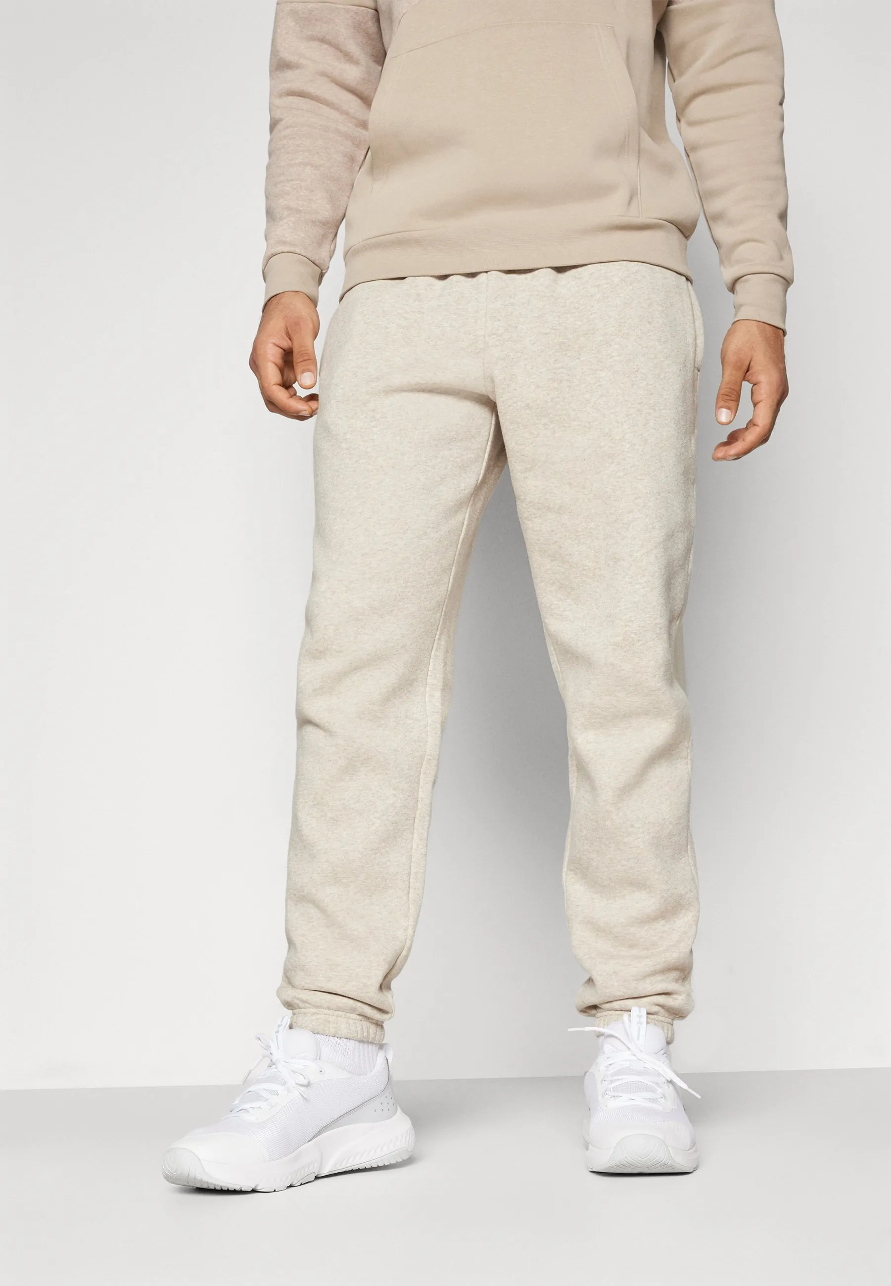 ESSENTIAL JOGGER - Pantaloni sportivi