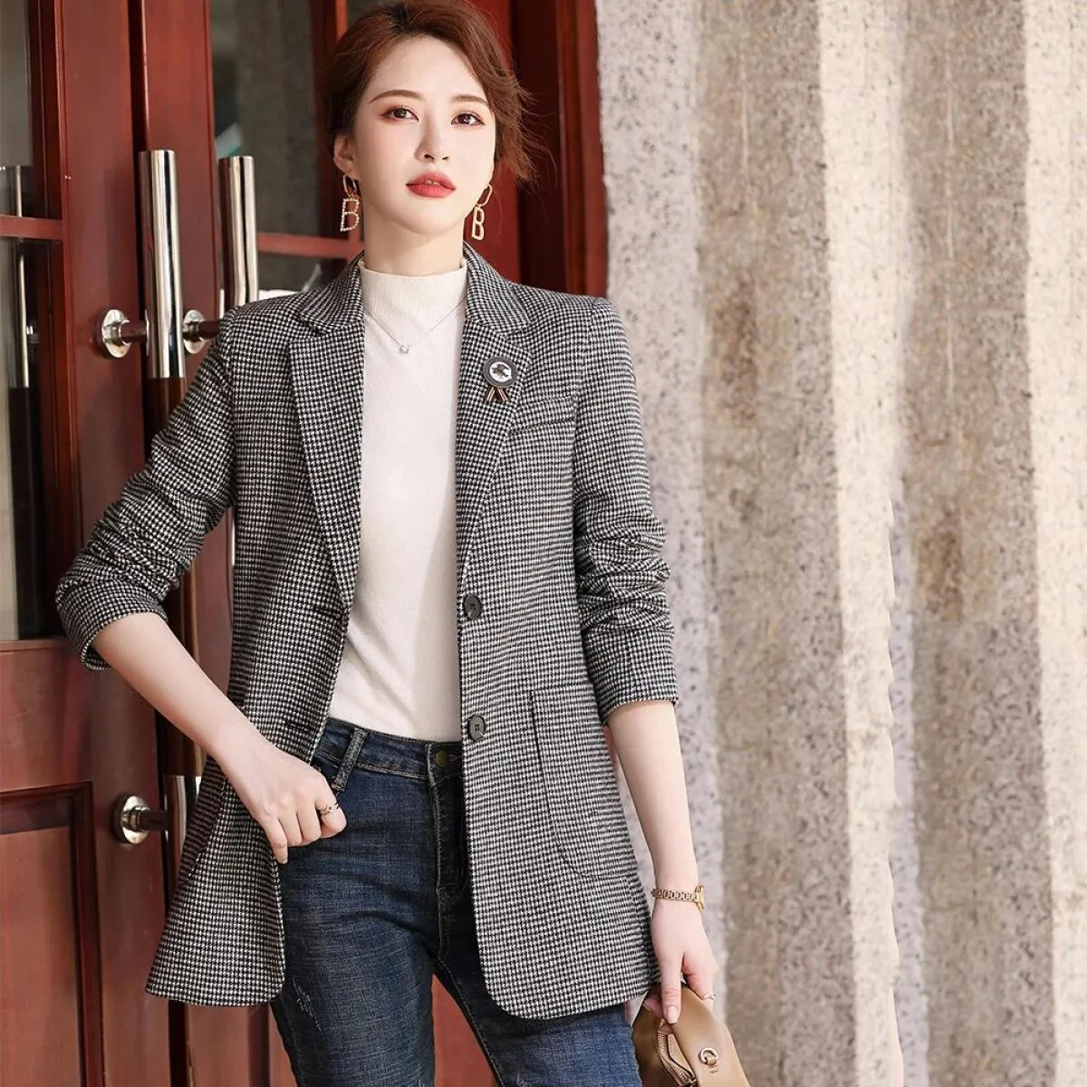 Giacca da donna blazer da donna di nuovo design alla moda di alta qualità Cappotto da caffè grigio monopetto casual da donna con