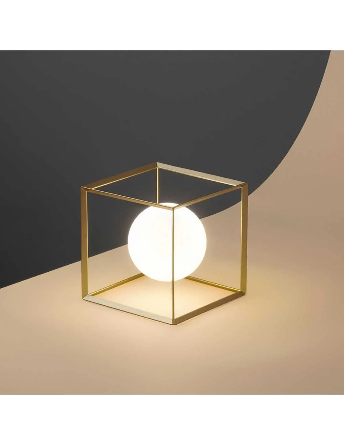 Lampada da tavolo o comodino Oro opaco a forma di cubo con diffusore sferico in vetro Perenz Cube 6692 OR, 1 G9