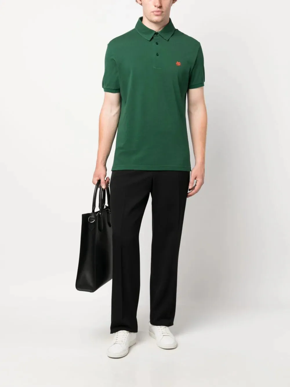 Polo con logo