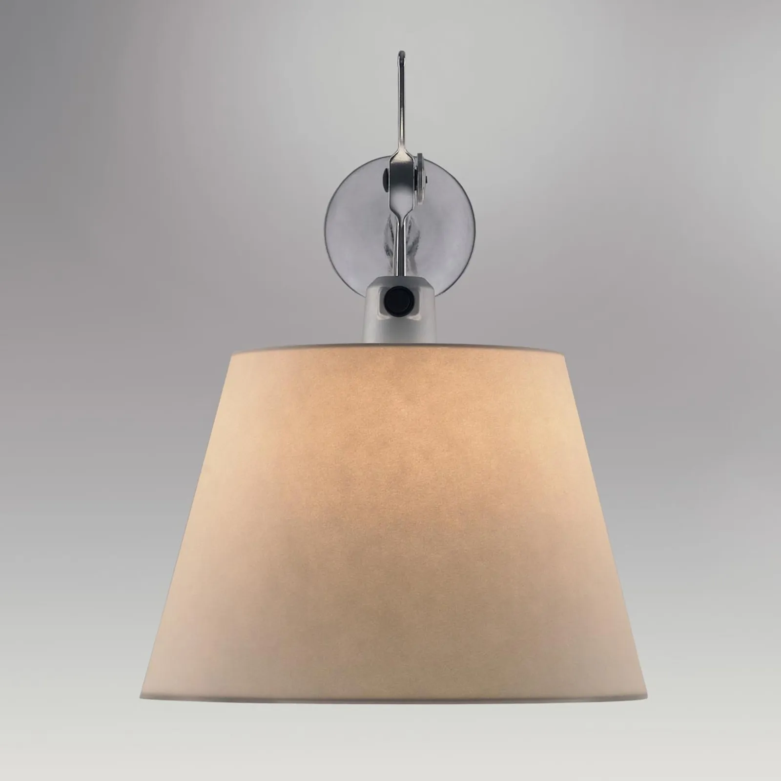 Raffinata applique di design Tolomeo 18 Diffusore