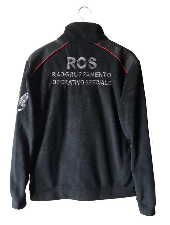 Ros Pile Nero Piping Rosso Con Ricami