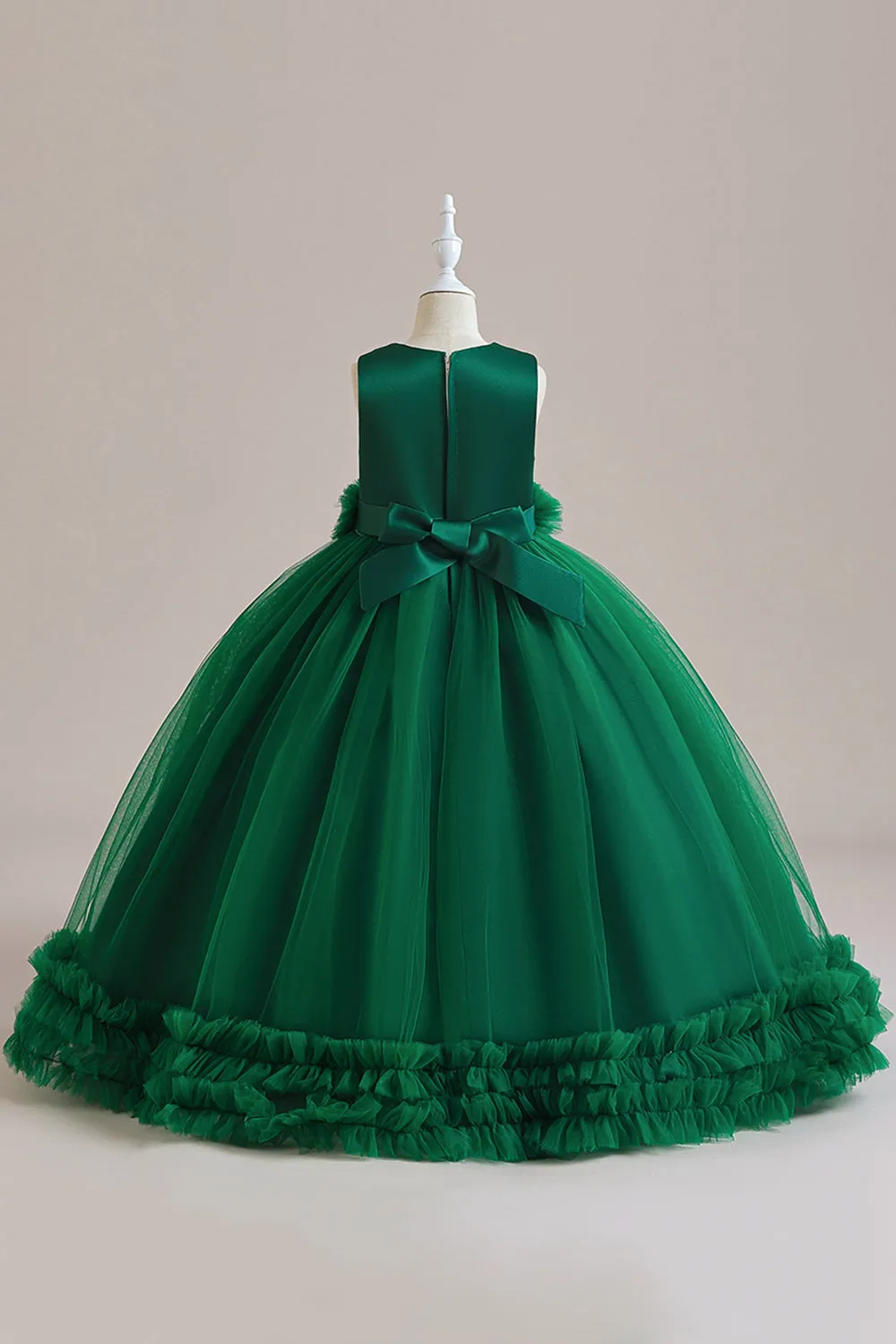 Senza maniche verde tulle Un vestito da ragazza di linea con pizzo