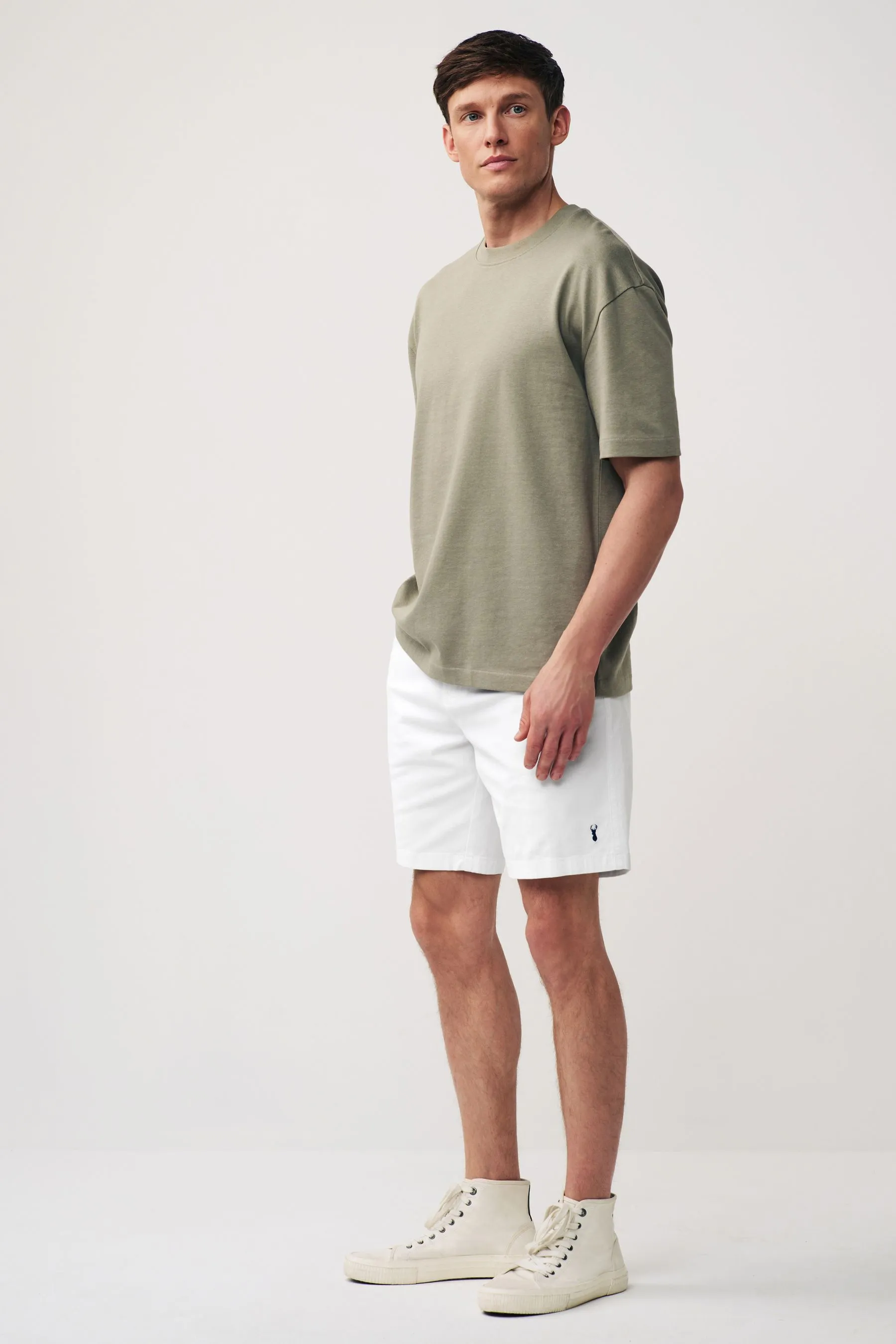 Shorts chino con vita elasticizzata