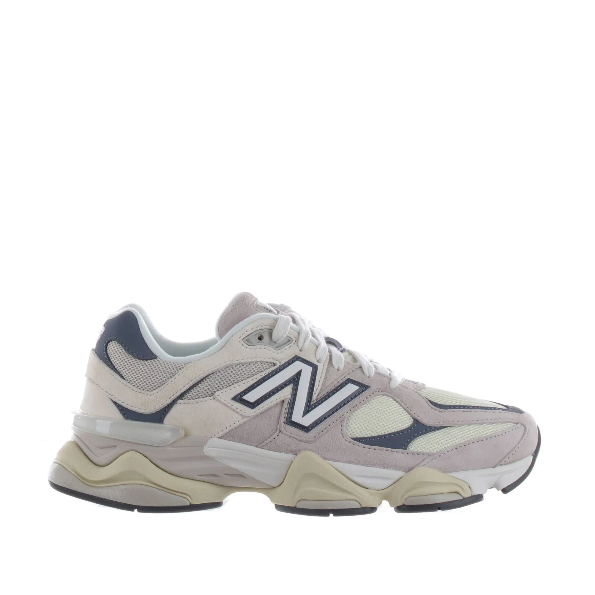Sneaker 9060 in camoscio