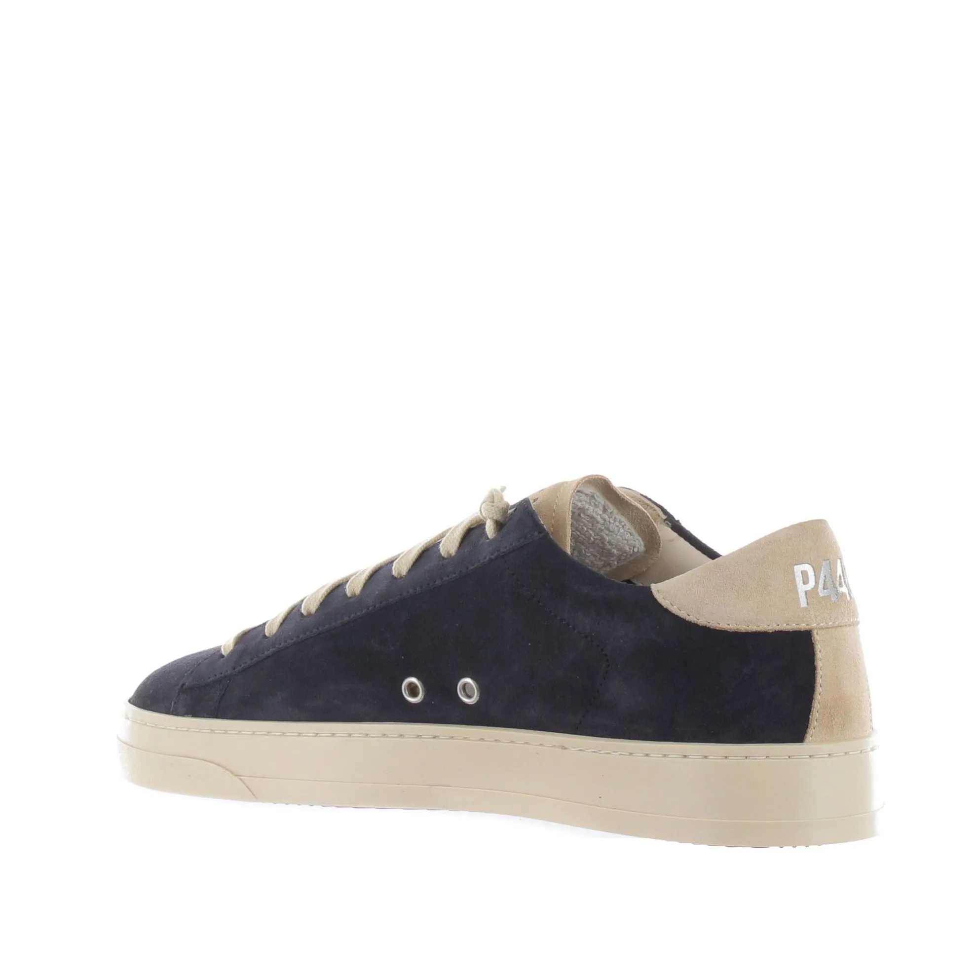 Sneaker in camoscio con logo traforato