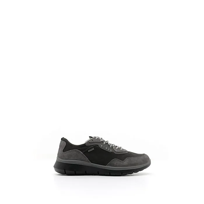 SNEAKERS IN CAMOSCIO
