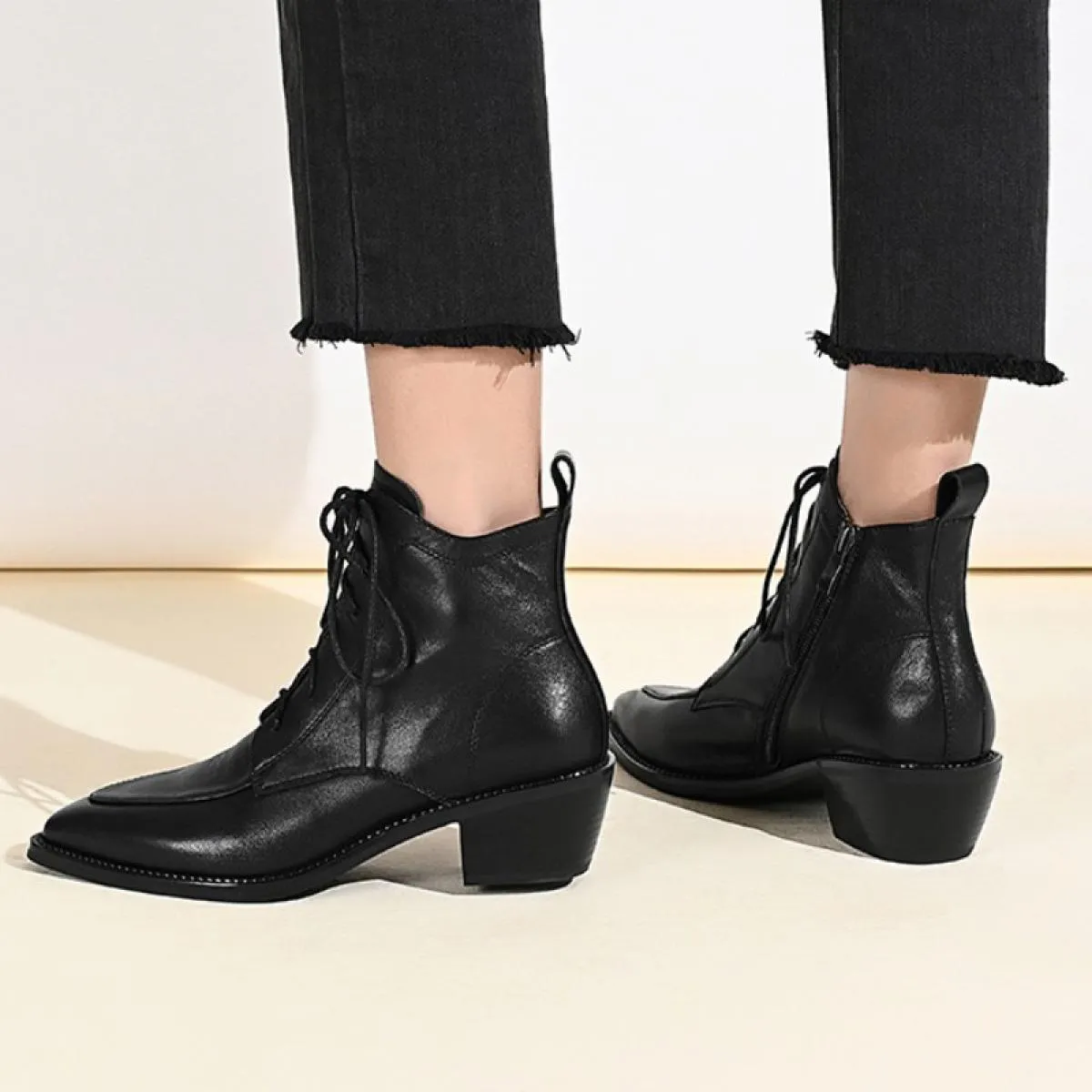 Stivaletti Chelsea alla caviglia robusti da donna Scarpe gotiche con tacco medio Nuovo 2023 Abito invernale a punta Décolleté co