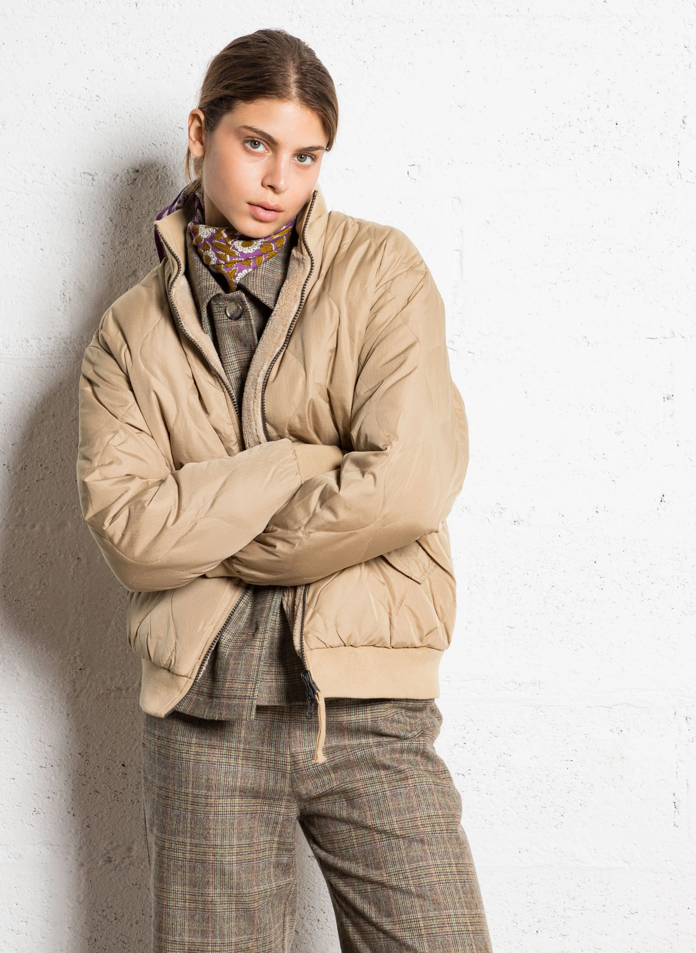  TAION   Giacca diritta reversibile con collo alto | Beige