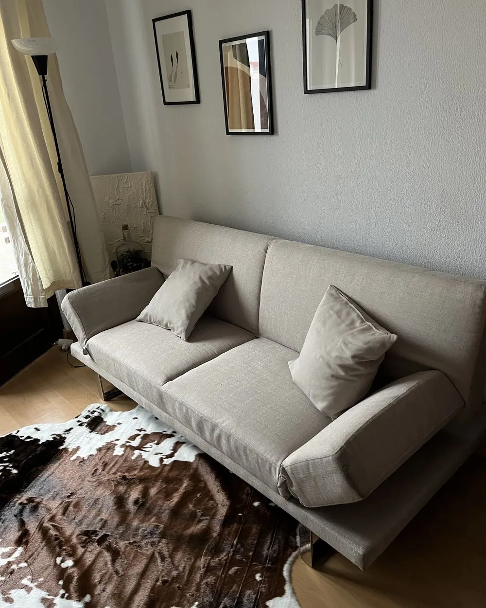 Tappeto ecopelle mucca marrone e bianco 150 x 200 cm BOGONG