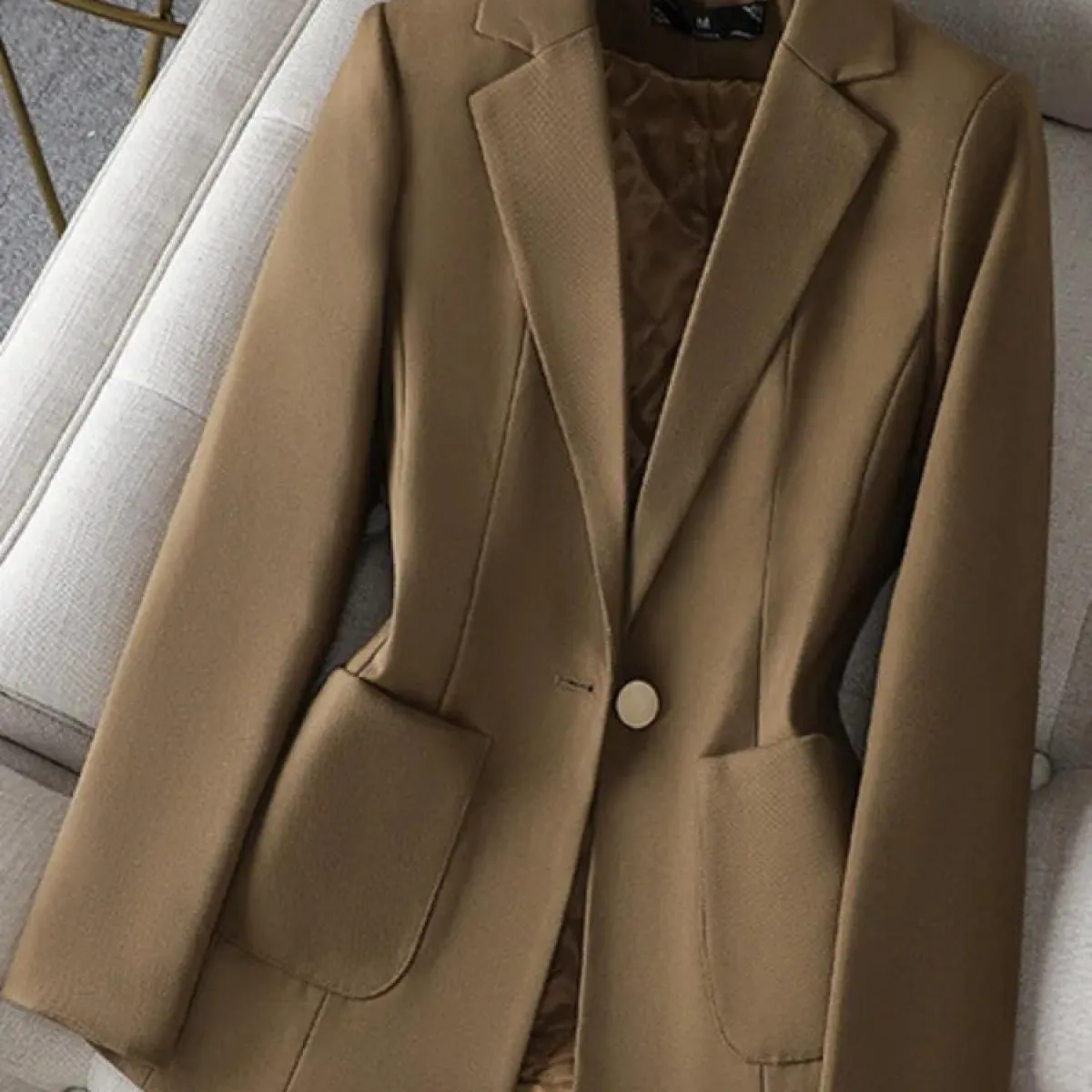 Xfpv Cappotto da donna con bottone singolo nero ispessito a maniche lunghe Blazer Temperamento Moda Nuova marea Autunno 2023 Sm8