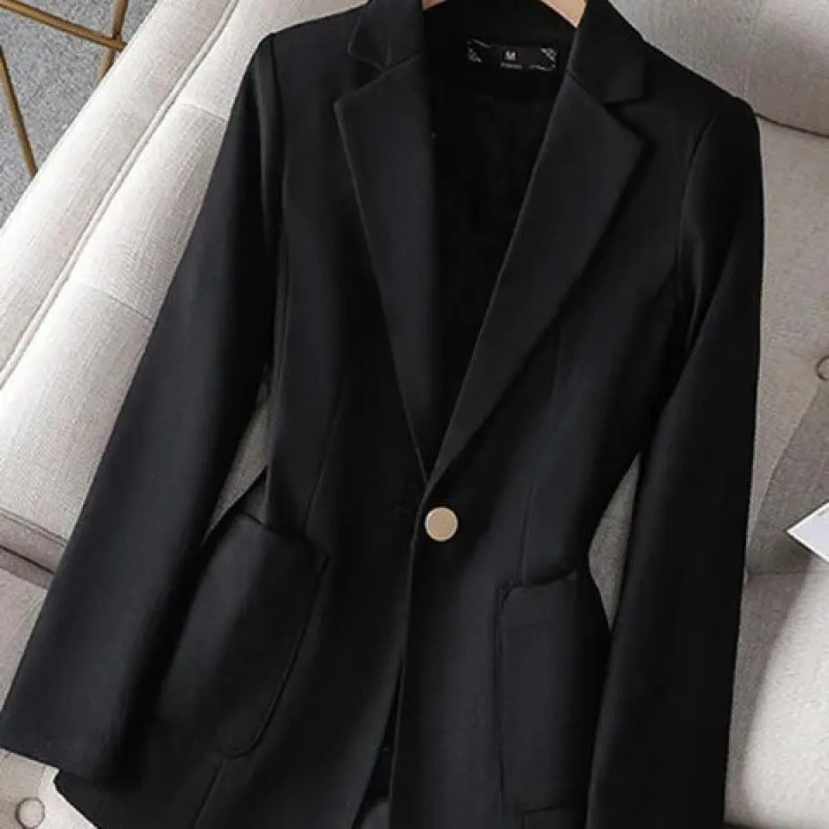 Xfpv Cappotto da donna con bottone singolo nero ispessito a maniche lunghe Blazer Temperamento Moda Nuova marea Autunno 2023 Sm8