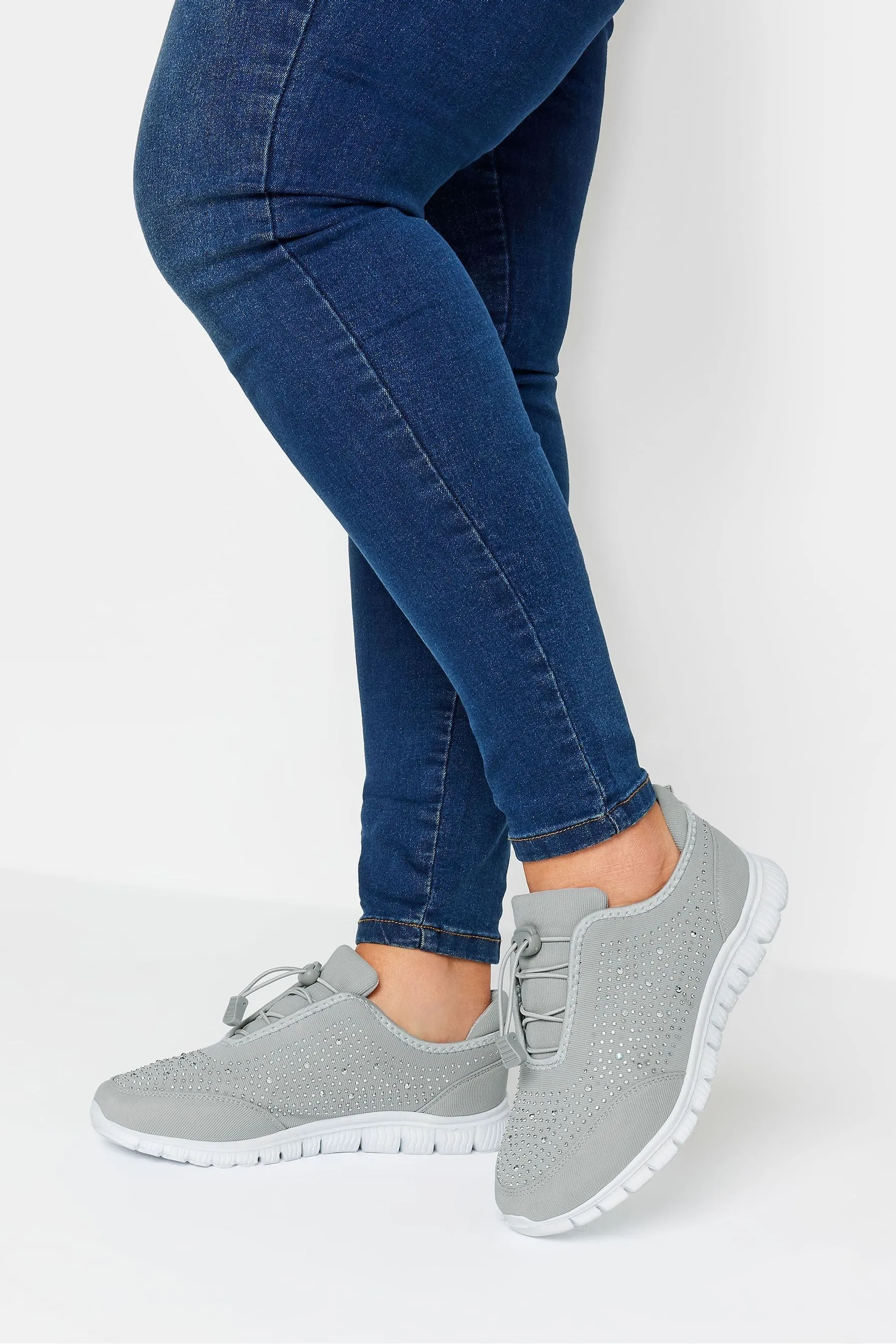 Yours Curve - Titania - Scarpe da ginnastica Vestibilità ampia extra con gemme    